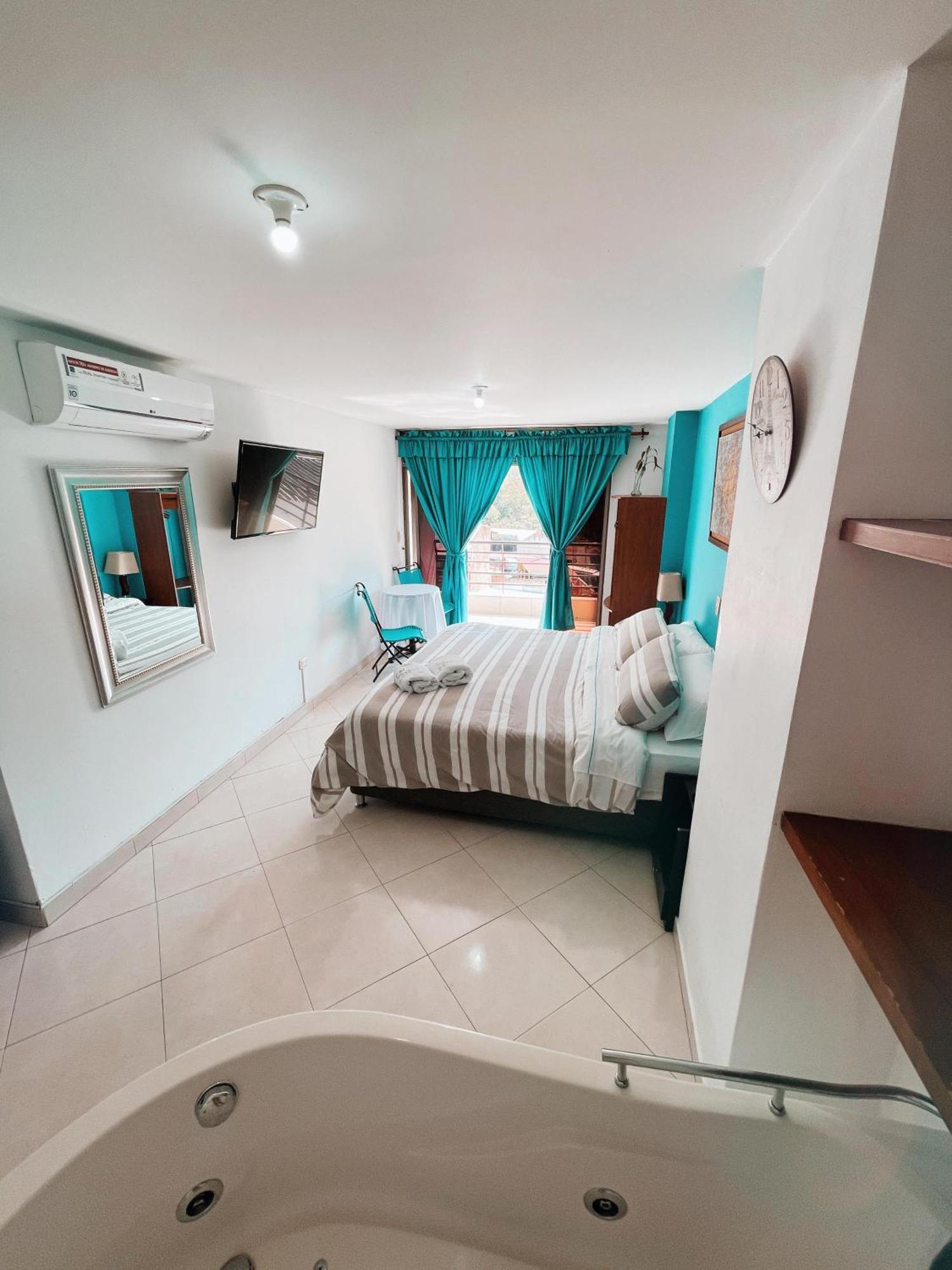 Hotel Puerto Bahia San Gil Ngoại thất bức ảnh