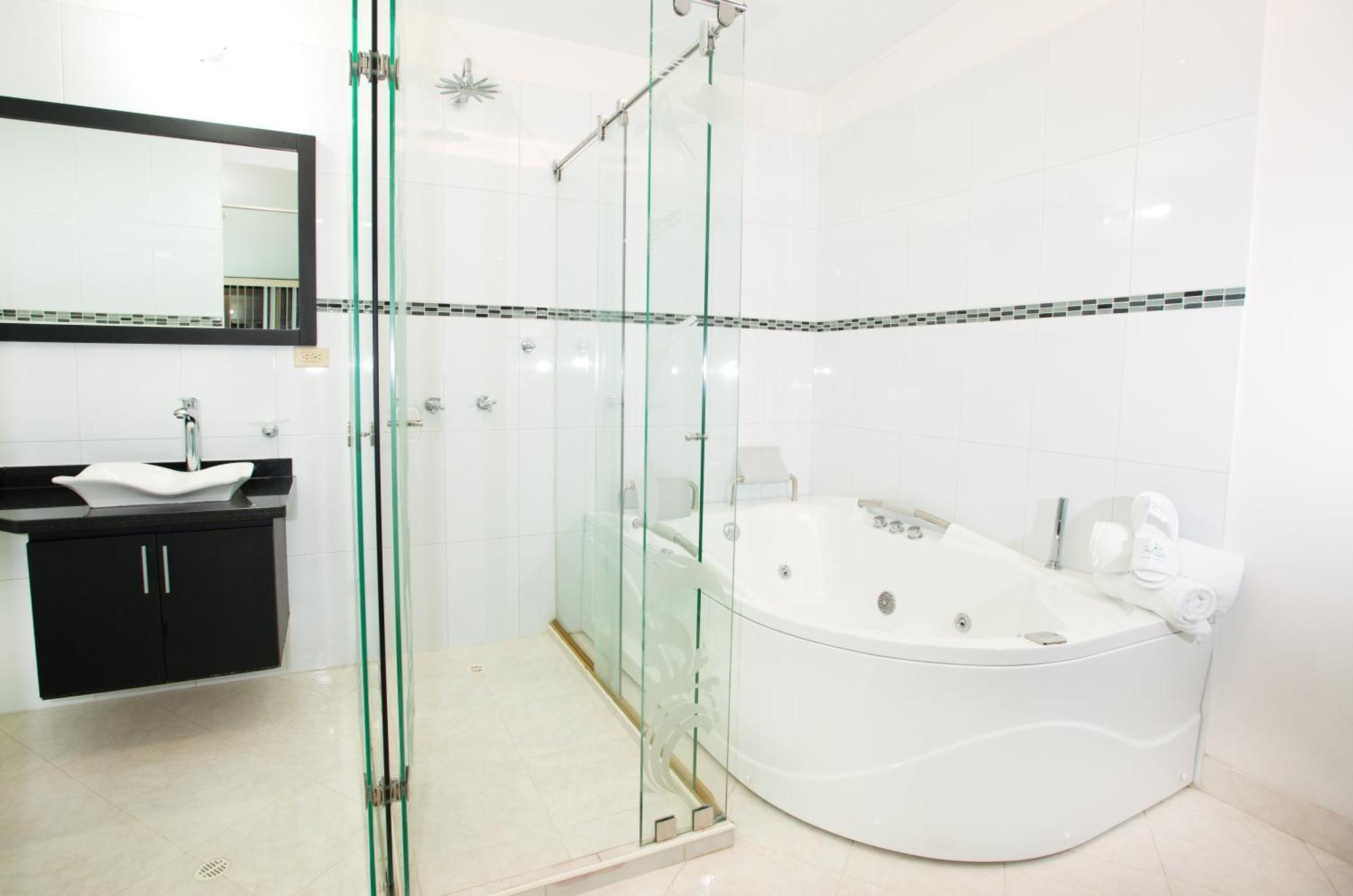 Hotel Puerto Bahia San Gil Ngoại thất bức ảnh