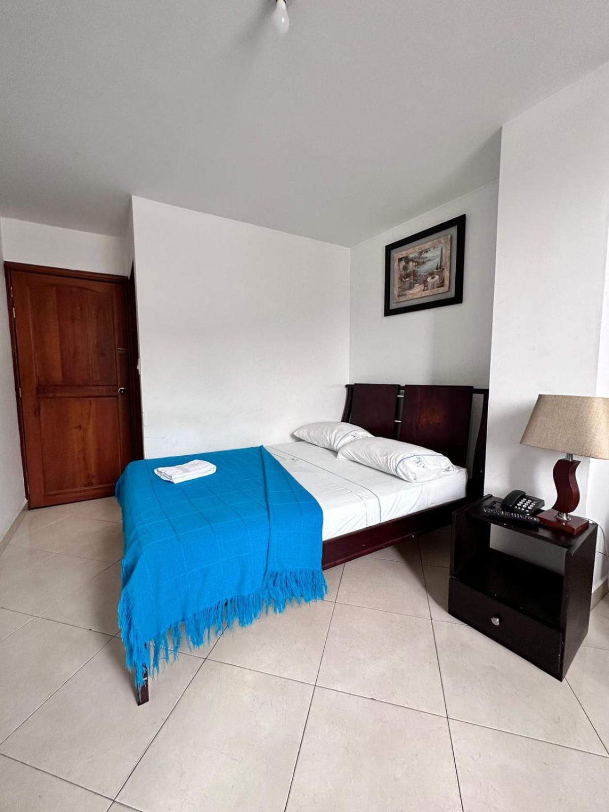 Hotel Puerto Bahia San Gil Ngoại thất bức ảnh