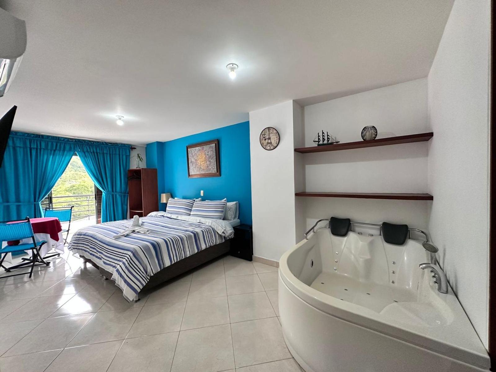 Hotel Puerto Bahia San Gil Ngoại thất bức ảnh