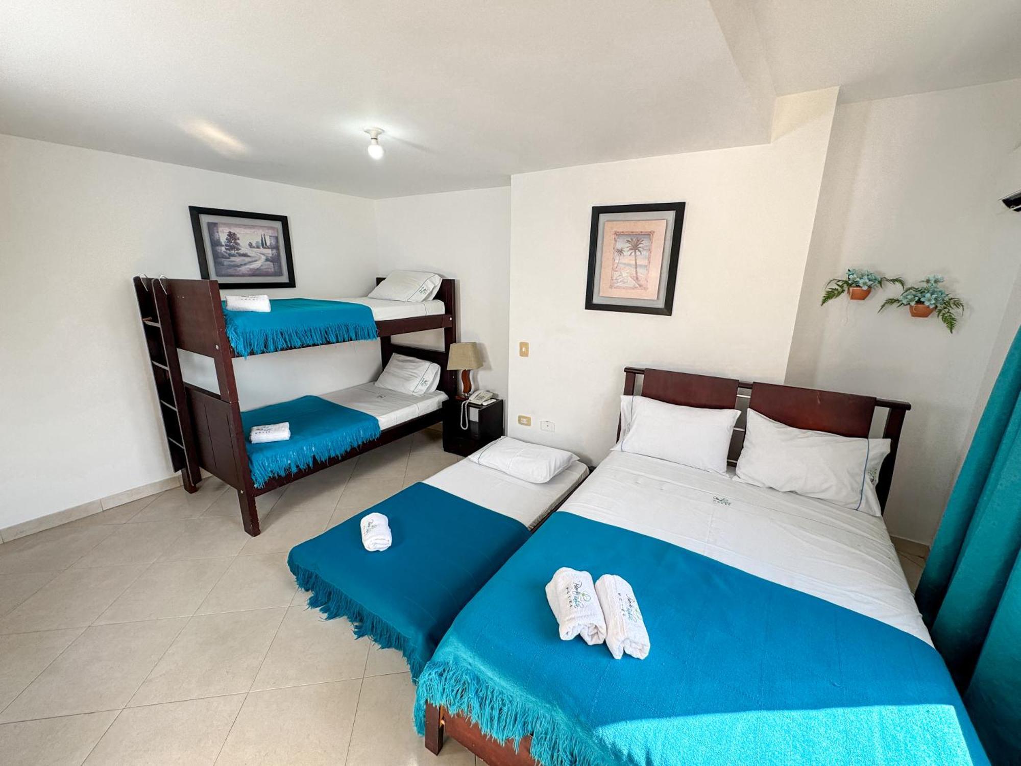 Hotel Puerto Bahia San Gil Ngoại thất bức ảnh